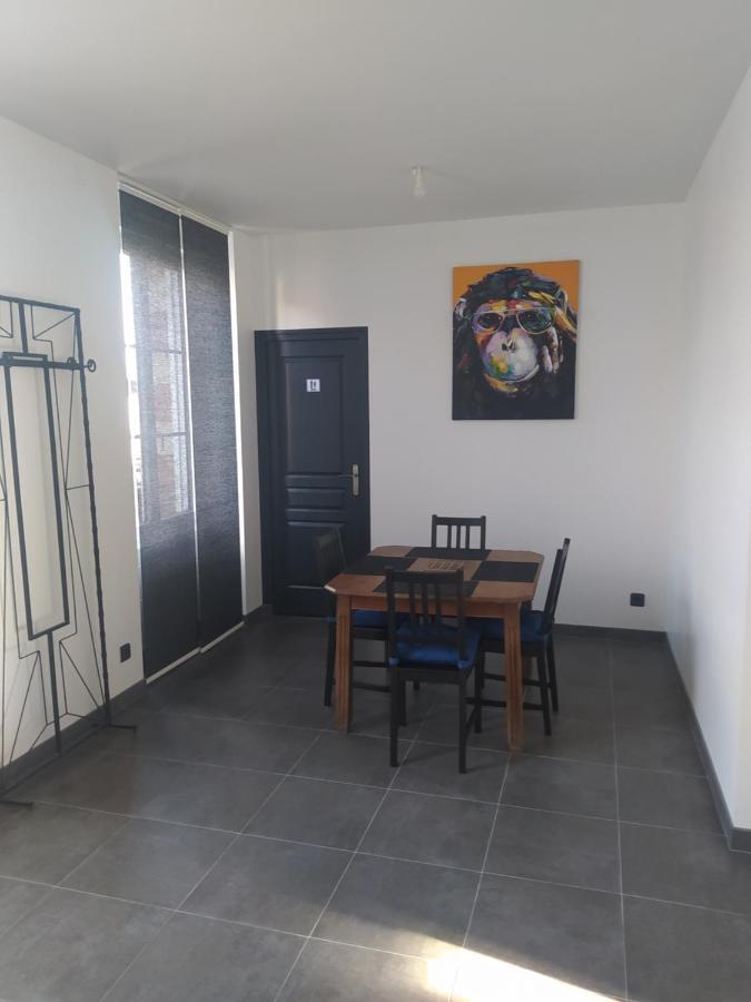 Ds Harmothe Villa Chamouille Bagian luar foto